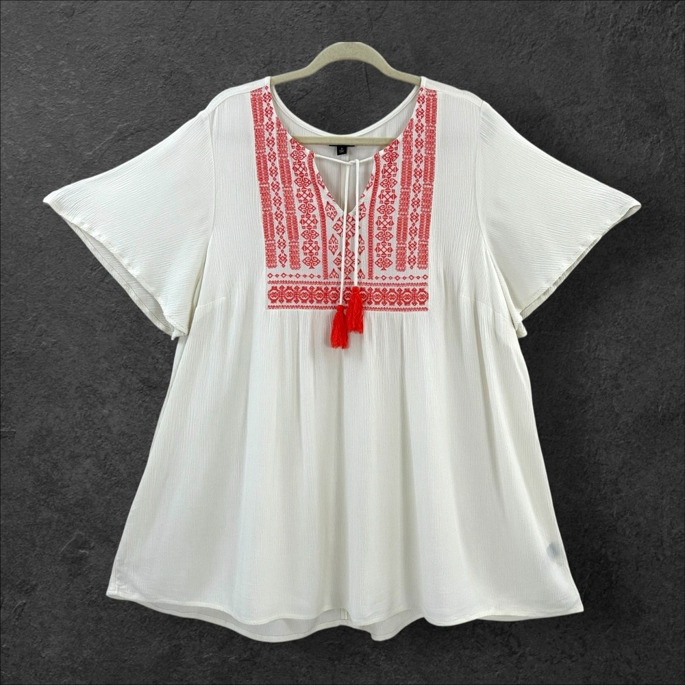 Torrid Crinkle Gauze Embroidered Top‎ Women's 3X Cream w Orange Tassel Short Slv